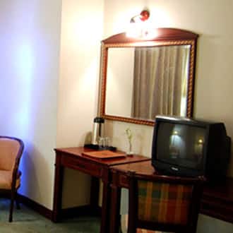 Hotel Chilambu (90 Kms from Nagapattinam), Nagapattinam 5